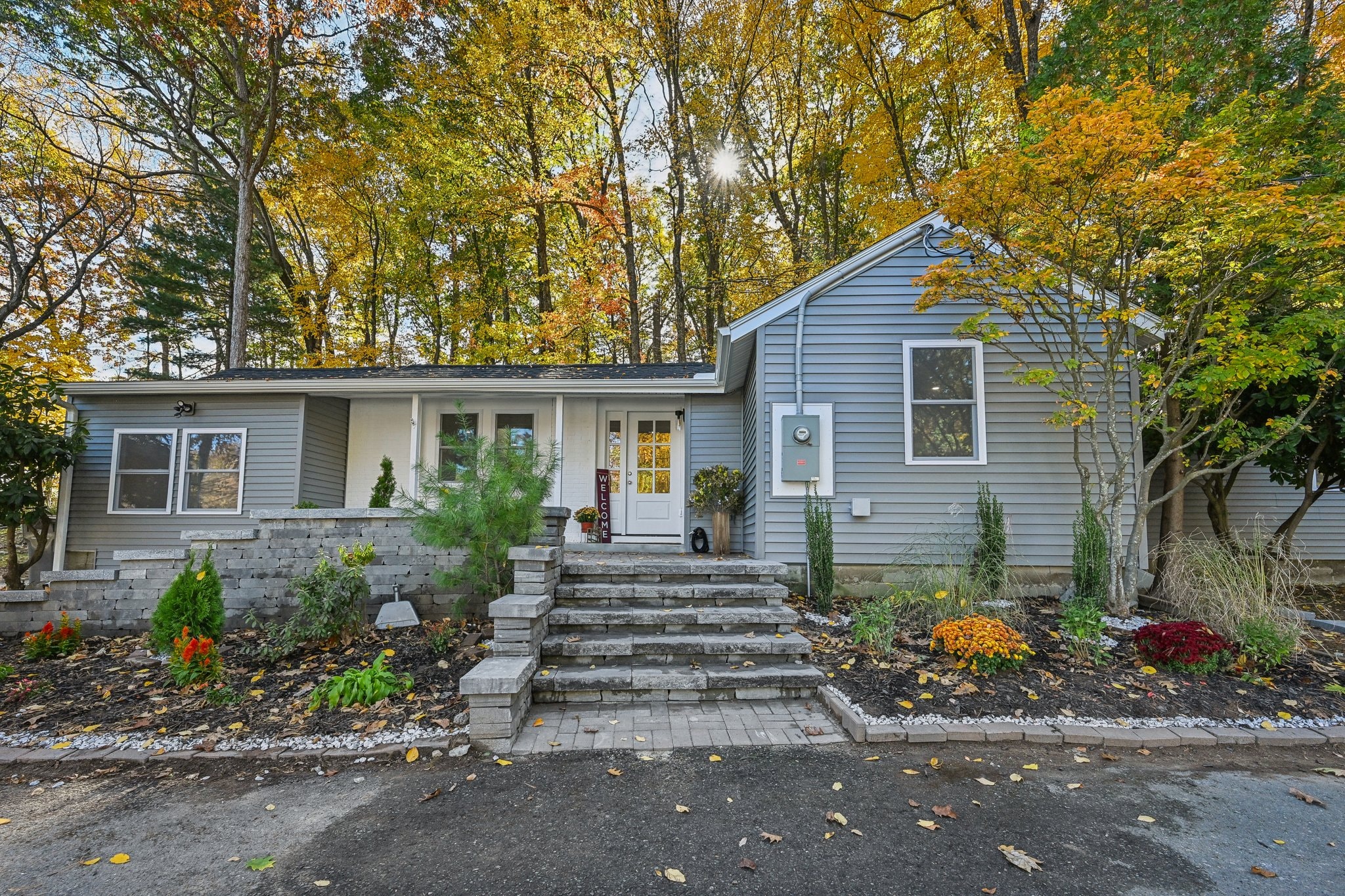 34 Rockridge Rd, Framingham, MA